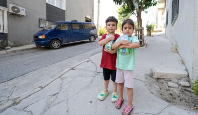 İzmir’in çocukları Süt Kuzusu ile büyüyor: 615 mahallede tam 105 bin çocuğa ulaştırılıyor