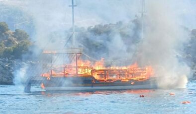 Marmaris’teki tekne yangının nedeni belli oldu: Makine dairesinden çıkmış