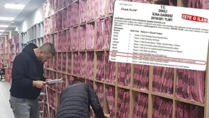 İzmir Dikili’de borcunu ödeyemeyen bir vatandaşın evine gelen icra memurları,