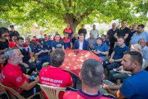Kentte son 4 günde 249 yangının çıktığını belirten Tugay yaraların