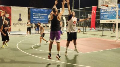 İzmir Büyükşehir Belediyesi tarafından düzenlenen kentteki en büyük sokak basketbolu