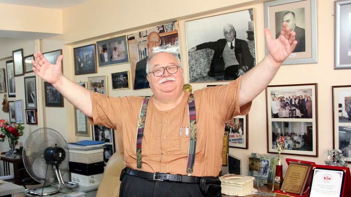 İzmir’e olan sevdası ve hizmet aşkıyla “İzmir Baba” olarak yüreklerde