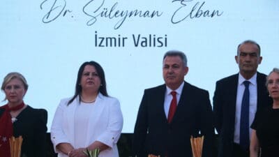 İzmir Valisi Süleyman Elban, 30 Ağustos Zafer Bayramı dolayısıyla düzenlenen