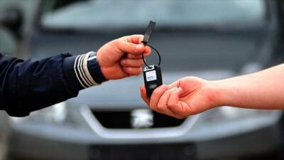Ticaret Bakanlığı, motorlu taşıtların ticaretine yönelik önemli bir düzenleme yaptı.