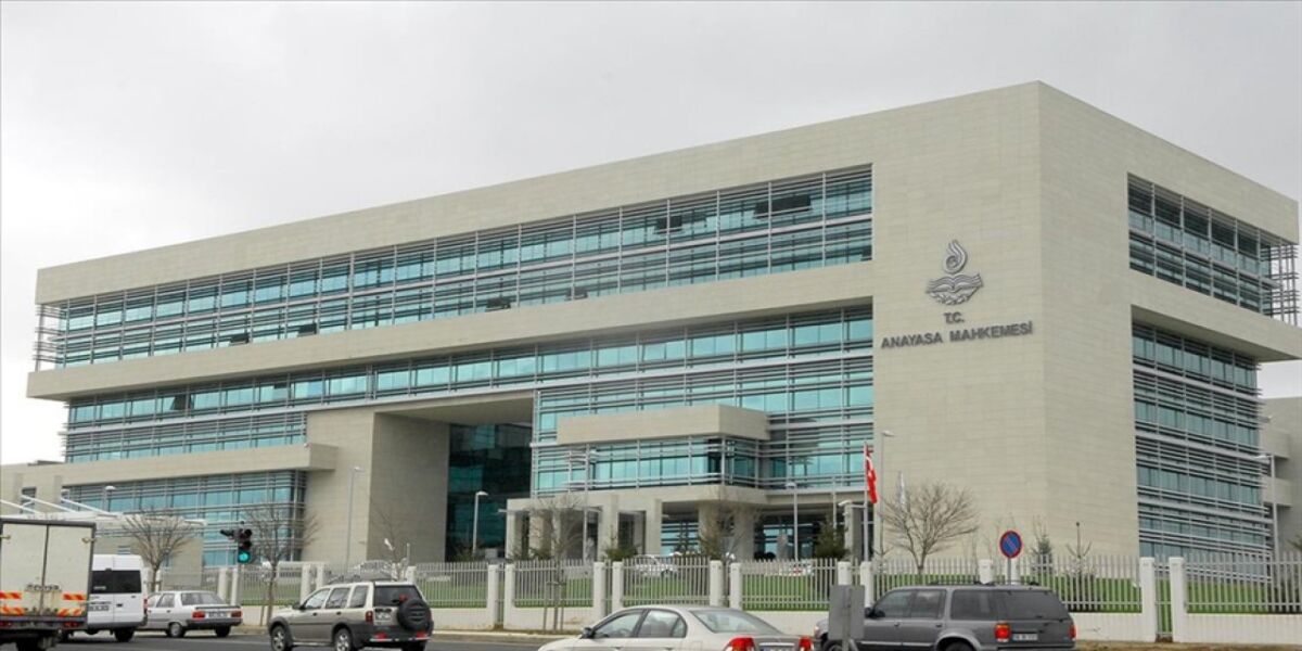 Demokrat Gündem- Instagram’a, Bilgi Teknolojileri ve İletişim Kurumu (BTK) tarafından