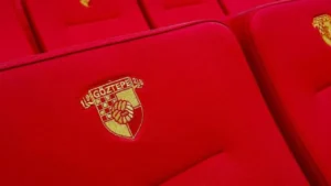 Süper Lig’e döndükten sonra transfer döneminde sessiz kalıp eleştirilen Göztepe