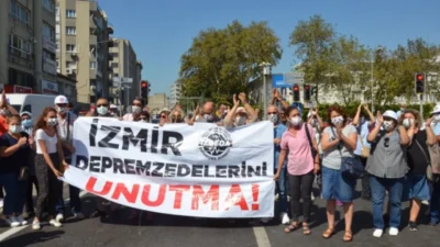 İzmir Depremzedeleri Dayanışma Derneği, kentsel dönüşüm ve konut yapım süreçlerinde