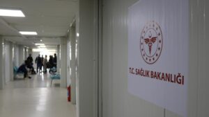 Demokrat Gündem- İzmir’de geçici statüde bulunan mülteciler için Sağlık Bakanlığı