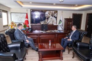 İzmir Büyükşehir Belediye Başkanı Dr. Cemil Tugay’ın ilçelerde düzenlediği koordinasyon