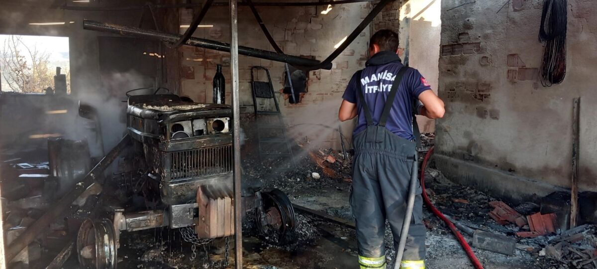 Manisa’nın Salihli ilçesine bağlı Hacıhıdır Mahallesi’nde bugün saat 15.00 sularında