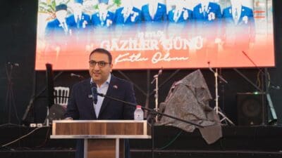 Gaziler Günü’nden bir gün önceki akşam Balçova’da yaşayan gaziler ve