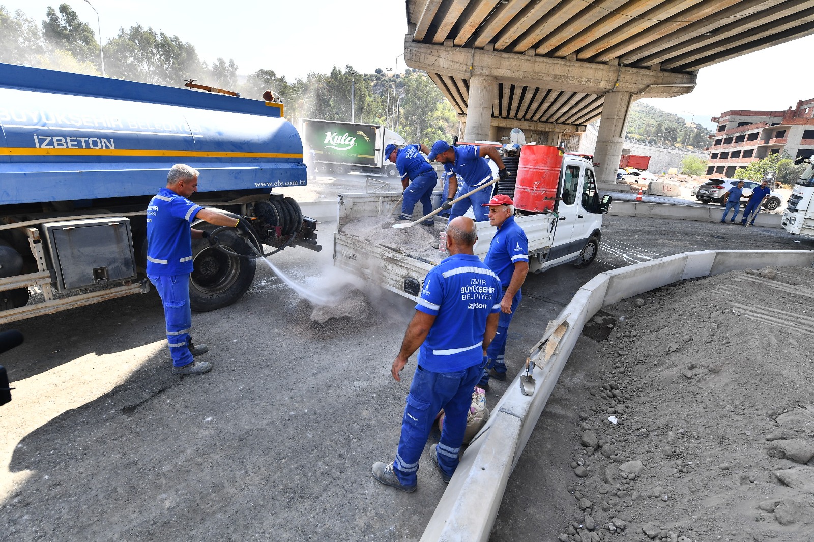 İzmir Büyükşehir Belediyesi, otogar çevresinde uzun yıllardır devam eden trafik
