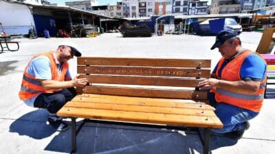 İzmir Büyükşehir Belediyesi Park ve Bahçeler Atölyesi, banklardan çöp kutularına,