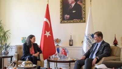 İzmir Büyükşehir Belediye Başkanı Dr. Cemil Tugay, Fransa'nın İstanbul Başkonsolosu