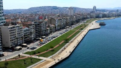 İzmir Büyükşehir Belediyesi Alsancak’ın kültürel dokusunu ve dinamik ruhunu yapay