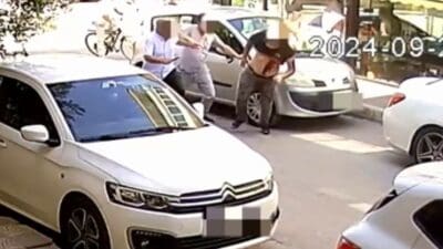 İzmir’in Buca ilçesinde, 300 bin TL borç nedeniyle sokakta çıkan