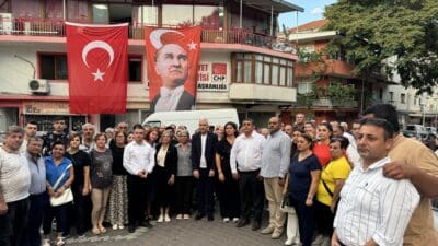 İzmir'in Kemalpaşa ilçesinde, Cumhuriyet Halk Partisi'nin (CHP) ilçe başkanı 