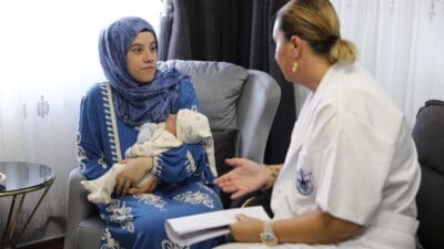 Konak Belediyesi, ‘Hoş Geldin Bebek’ ve ‘Emzirme Eğitimi’ projeleriyle yeni doğan Konaklılar ile