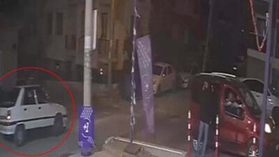 İzmir’in Buca ilçesinde, 19 yaşındaki S.T.Ç.'nin otomobilde oynadığı tabanca kazara