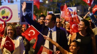 Bornova Belediye Başkanı Ömer Eşki Bornovalıları, 9 Eylül 1922 sabahı