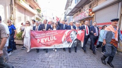 İzmir'in kurtuluşunun 102'nci yıl dönümü kutlamaları Türk ordusunun 9 Eylül'de