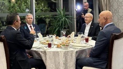 CHP Genel Başkanı Özgür Özel, tüzük kurultayı öncesinde Kemal Kılıçdaroğlu,