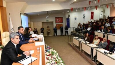 Çiğli Belediye Meclisi'nin Eylül ayı Olağan Toplantısı, önemli gündem maddeleriyle
