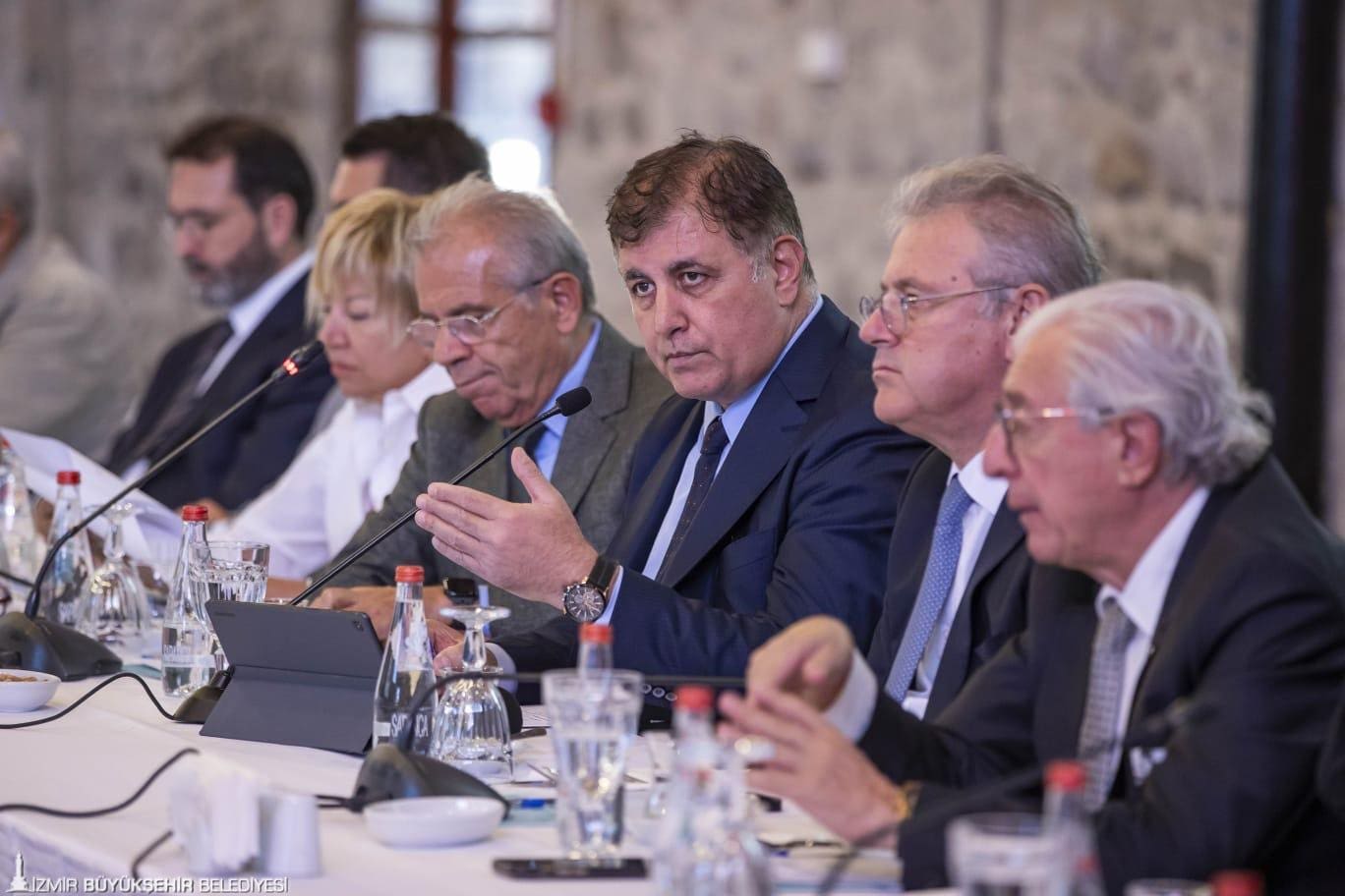 Tugay'dan İEKK'da 'koku' açıklaması