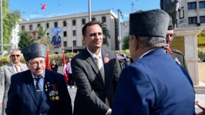 19 Eylül Gaziler Günü, Bornova’da Cumhuriyet Meydanı'nda düzenlenen törenle kutlandı.