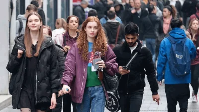 OECD’nin yayımladığı "Bir Bakışta Eğitim" raporlarına göre, Türkiye'deki 18-24 yaş