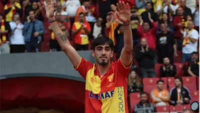 Göztepe'de, süresiz kadro dışı bırakılan orta saha oyuncusu Yalçın Kayan,