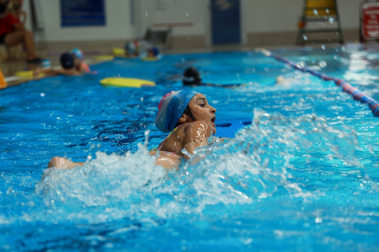 Karşıyakalı çocuk ve gençlere nitelikli sportif olanaklar sunmak için çalışmalarını