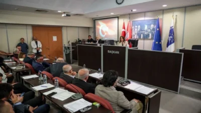 Demokrat Gündem- Karşıyaka Belediyesi’nin Eylül ayı meclis toplantısında, Sancar Maruflu