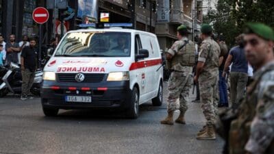 Lübnan'da Hizbullah'ın çağrı cihazlarının patlaması sonucu en az 8 kişi