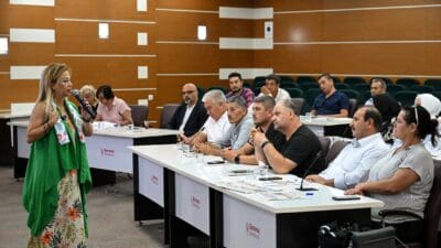 Bornova Belediyesi, İzmir Gazeteciler Cemiyeti’nin kadına yönelik erkek şiddetine ve