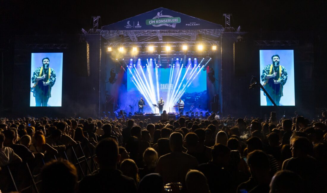 93. İzmir Enternasyonal Fuarı (İEF) onuncu gününde de konserler, gösteriler