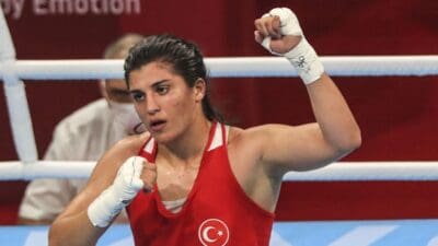 Olimpiyat şampiyonu boksör Busenaz Sürmeneli’ye trafikte şiddet: Sabıkalı sürücü tutuklandı