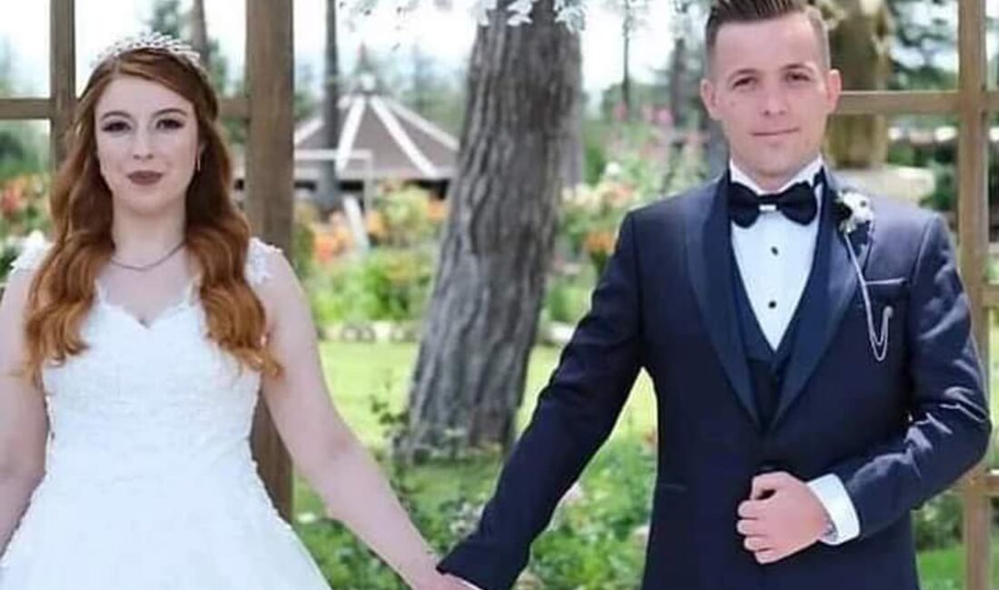 Tunceli’de şehit olan Jandarma Uzman Çavuş Orhan Burak Büyükçaylı’nın eşi
