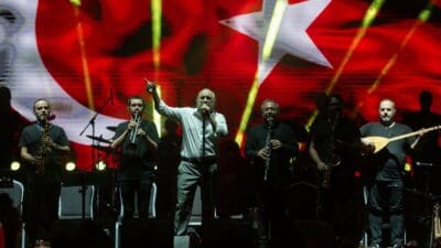 Bu yıl kapılarını 93’ncü kez açan İzmir Enternasyonal Fuarı,  binlerce