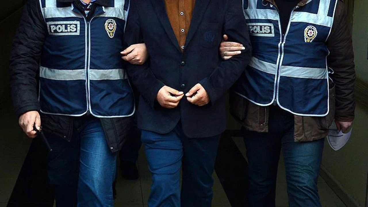 44 yıl hapisle aranıyordu: 18 yaşındaki firari hükümlü yakalandı