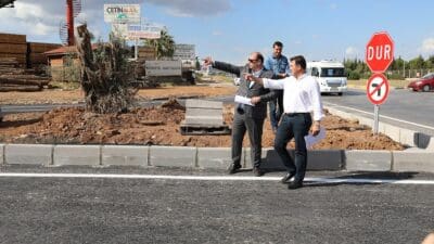 Menderes’te trafiği rahatlatmak adına yapılan yeni kavşak ile ilçe yeni