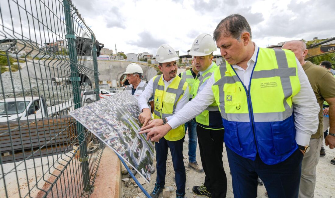 İzmir Büyükşehir Belediye Başkanı Dr. Cemil Tugay, Buca Onat Tüneli