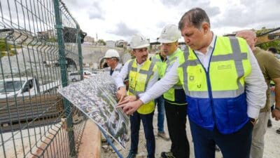 İzmir Büyükşehir Belediye Başkanı Dr. Cemil Tugay, Buca Onat Tüneli