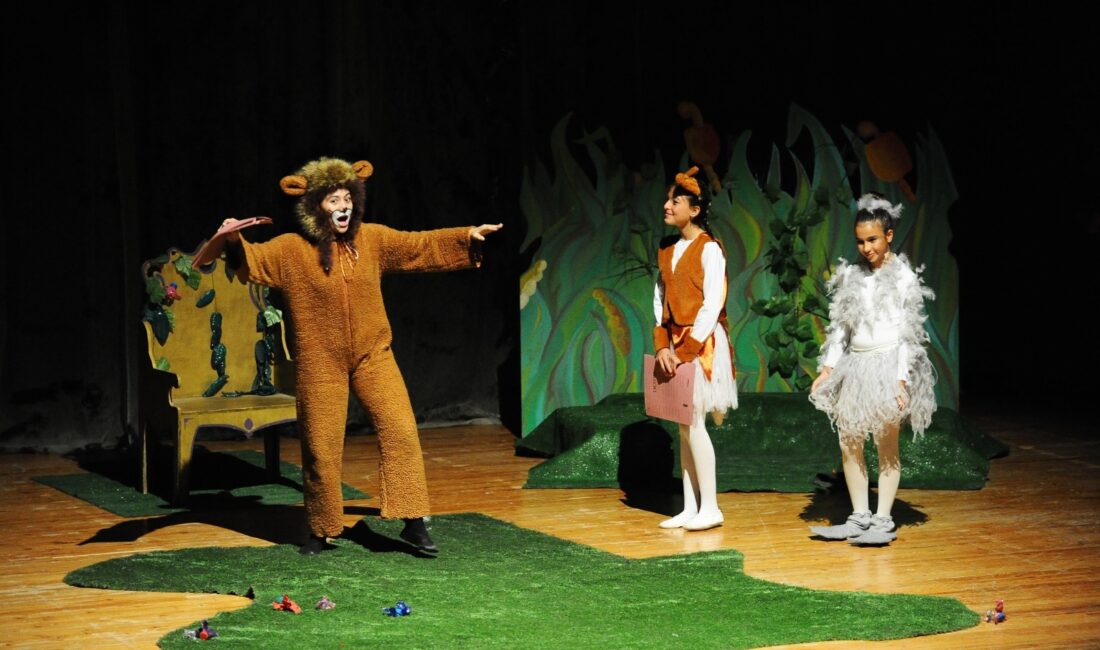 Kentin en önemli kültür sanat markalarından Karşıyaka Belediye Tiyatrosu, 2024-2025