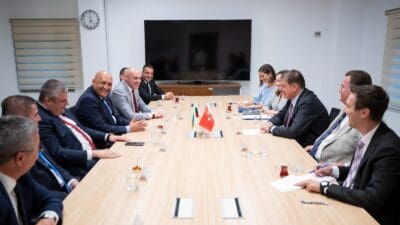 İzmir Büyükşehir Belediye Başkanı Dr. Cemil Tugay, Bulgaristan’dan İzmir’in kardeş