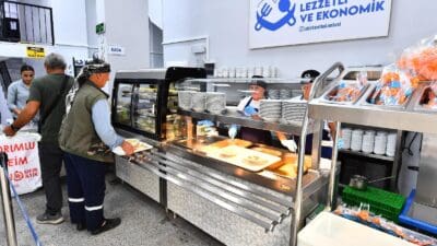 İzmir Büyükşehir Belediye Başkanı Dr. Cemil Tugay’ın seçim vaatleri arasında