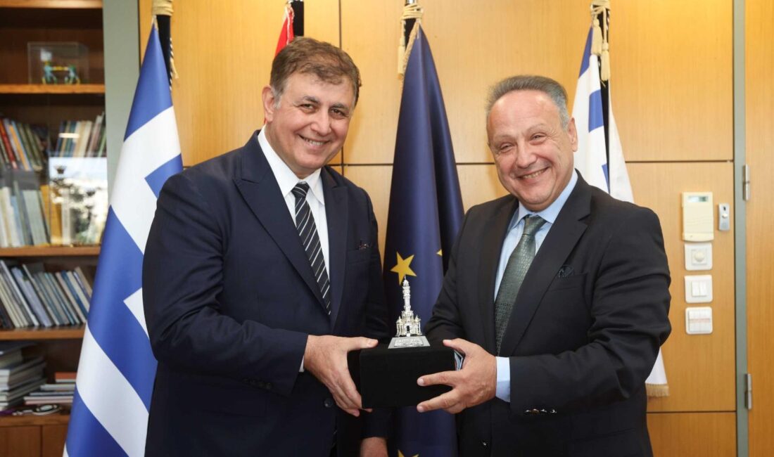 İzmir Büyükşehir Belediye Başkanı Dr. Cemil Tugay, Yunanistan’ın Selanik kentinde