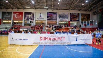 İzmir Büyükşehir Belediyesi Spor Kulübü Kadın Hentbol Takımı’nın Trabzon Ortahisar