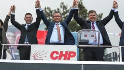 CHP Genel Başkanı Özgür Özel, TBMM’deki grup toplantısının ardından Cemil