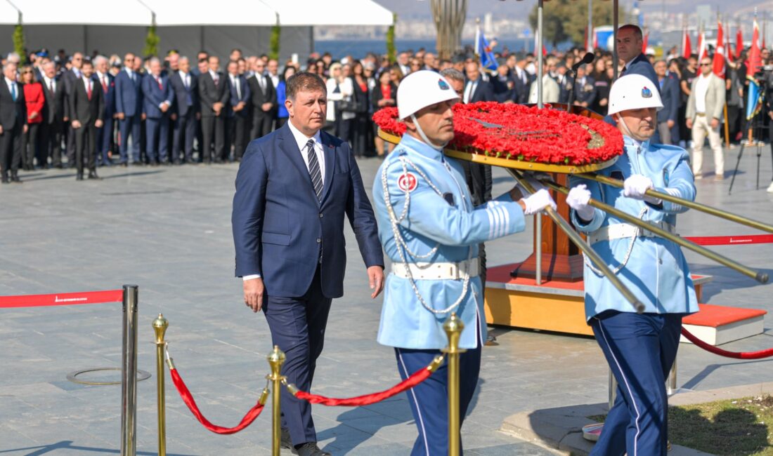 İzmir Büyükşehir Belediye Başkanı Dr. Cemil Tugay, 29 Ekim Cumhuriyet